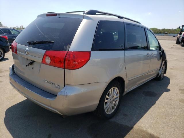 Photo 3 VIN: 5TDBK23C28S022014 - TOYOTA SIENNA LE 