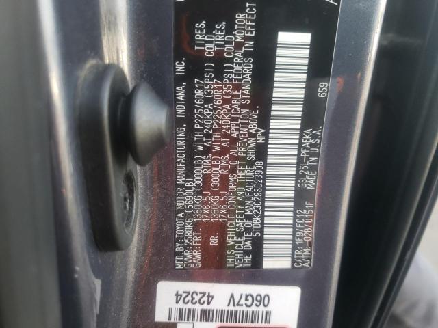 Photo 12 VIN: 5TDBK23C29S023908 - TOYOTA SIENNA LE 