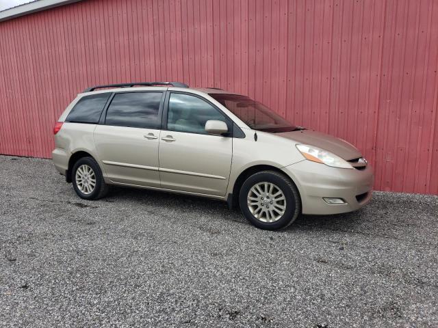 Photo 3 VIN: 5TDBK23C29S025027 - TOYOTA SIENNA LE 