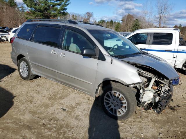 Photo 3 VIN: 5TDBK23C47S003253 - TOYOTA SIENNA LE 