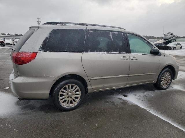 Photo 2 VIN: 5TDBK23C57S000927 - TOYOTA SIENNA LE 