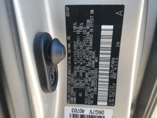 Photo 12 VIN: 5TDBK23C57S003603 - TOYOTA SIENNA LE 