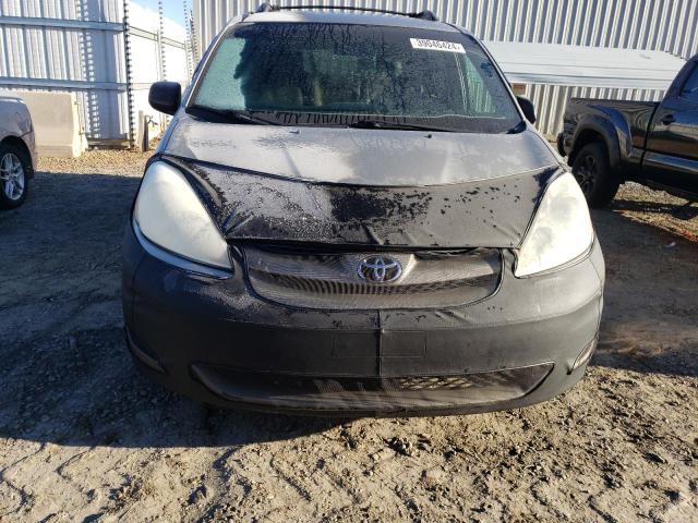 Photo 4 VIN: 5TDBK23C78S020114 - TOYOTA SIENNA LE 