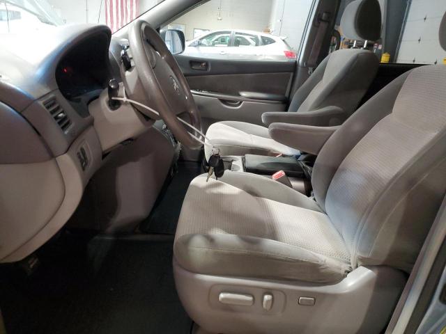 Photo 6 VIN: 5TDBK23C87S007919 - TOYOTA SIENNA LE 