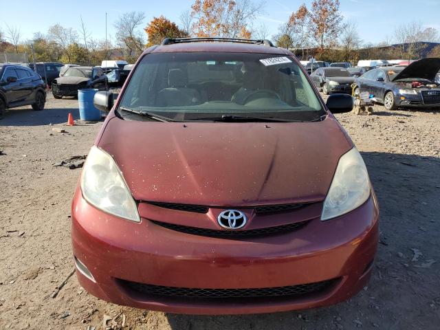 Photo 4 VIN: 5TDBK23C88S021854 - TOYOTA SIENNA LE 