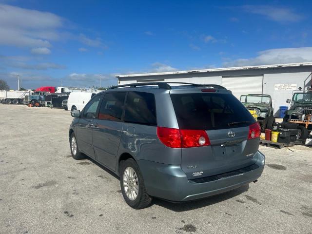 Photo 2 VIN: 5TDBK23C89S028157 - TOYOTA SIENNA LE 