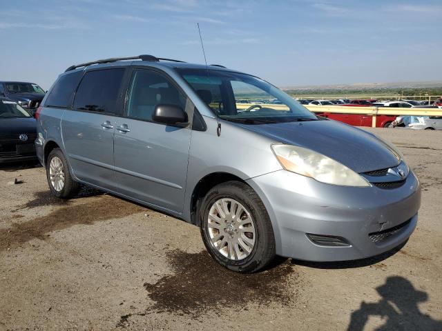 Photo 3 VIN: 5TDBK23C97S006004 - TOYOTA SIENNA LE 