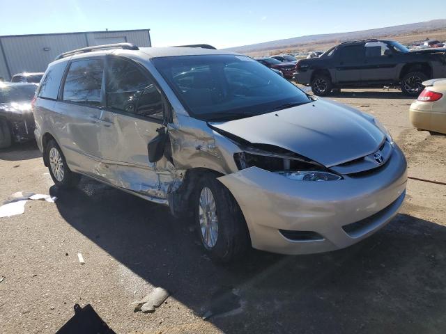 Photo 3 VIN: 5TDBK23CX8S012377 - TOYOTA SIENNA LE 