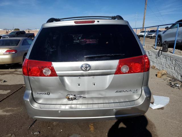 Photo 5 VIN: 5TDBK23CX8S012377 - TOYOTA SIENNA LE 