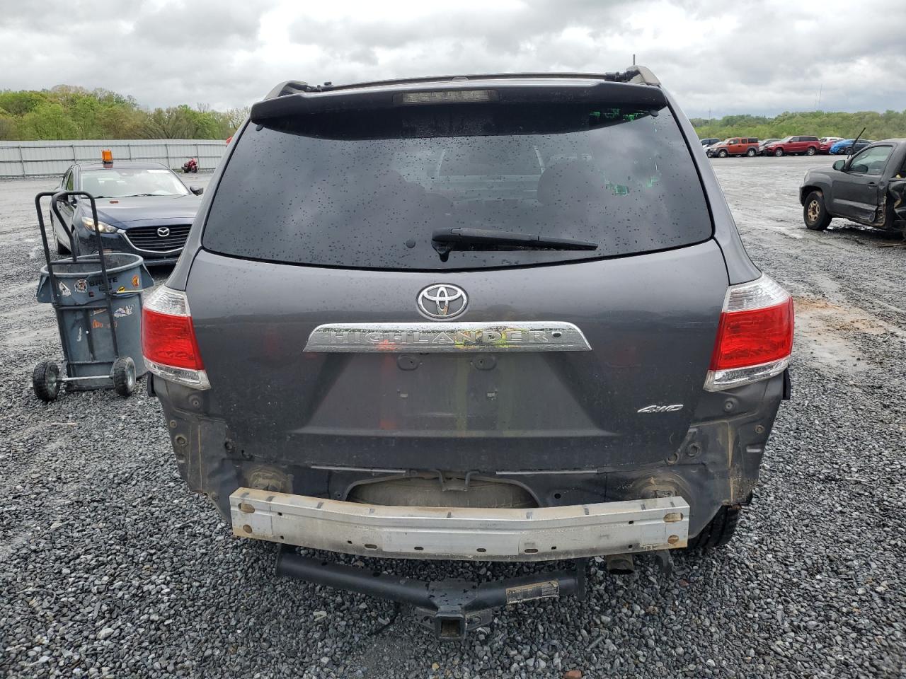 Photo 5 VIN: 5TDBK3EH0BS041828 - TOYOTA HIGHLANDER 