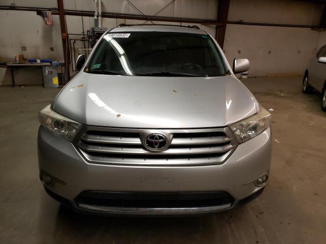 Photo 4 VIN: 5TDBK3EH0BS044048 - TOYOTA HIGHLANDER 