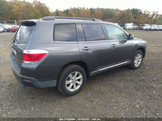 Photo 3 VIN: 5TDBK3EH0BS062033 - TOYOTA HIGHLANDER 