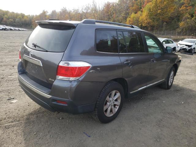 Photo 3 VIN: 5TDBK3EH0CS142028 - TOYOTA HIGHLANDER 