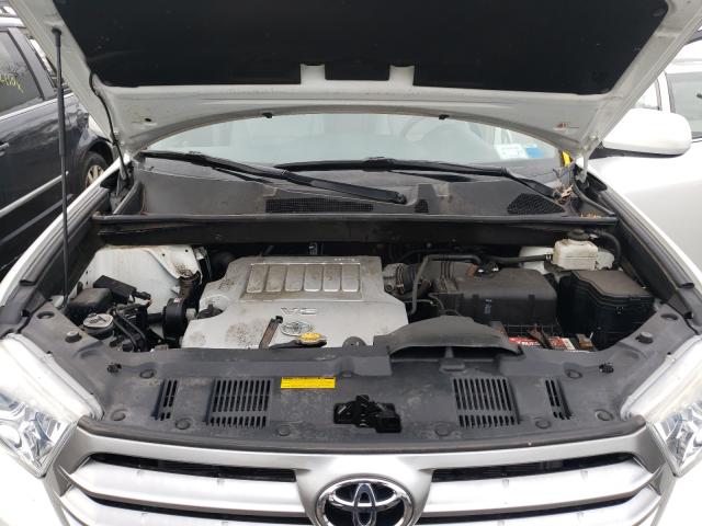 Photo 6 VIN: 5TDBK3EH0DS224939 - TOYOTA HIGHLANDER 