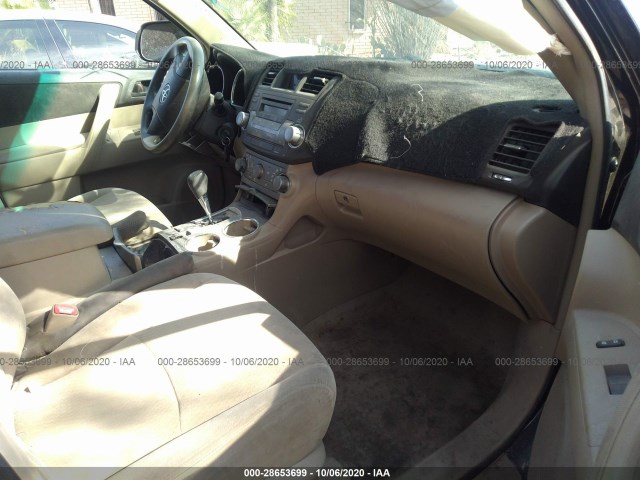 Photo 4 VIN: 5TDBK3EH1AS003149 - TOYOTA HIGHLANDER 