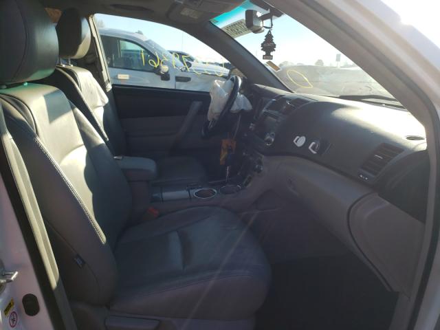 Photo 4 VIN: 5TDBK3EH1CS098010 - TOYOTA HIGHLANDER 