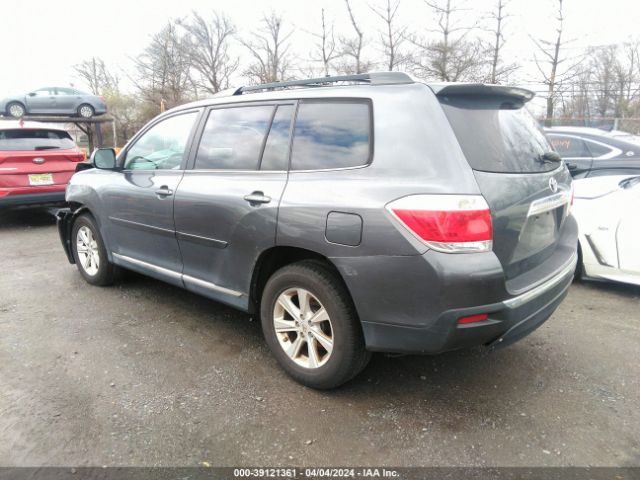 Photo 2 VIN: 5TDBK3EH1CS103822 - TOYOTA HIGHLANDER 