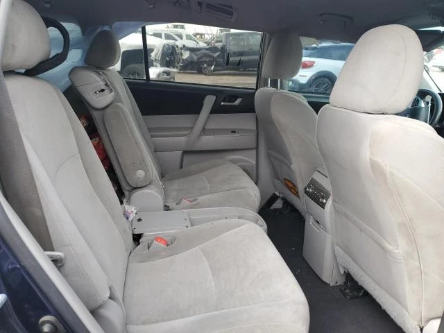 Photo 10 VIN: 5TDBK3EH1CS129787 - TOYOTA HIGHLANDER 