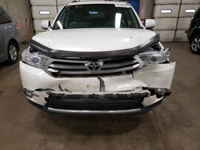 Photo 8 VIN: 5TDBK3EH1DS213030 - TOYOTA HIGHLANDER 