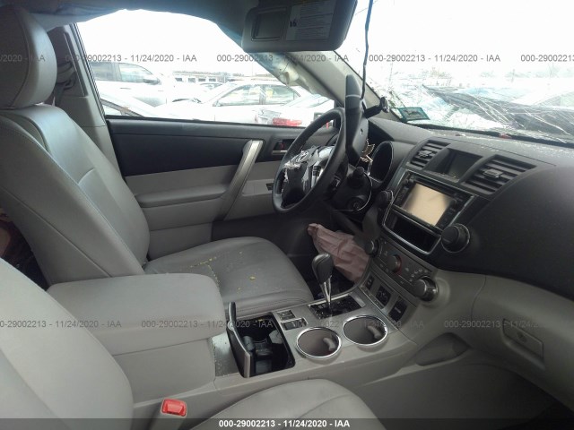 Photo 4 VIN: 5TDBK3EH1DS226330 - TOYOTA HIGHLANDER 