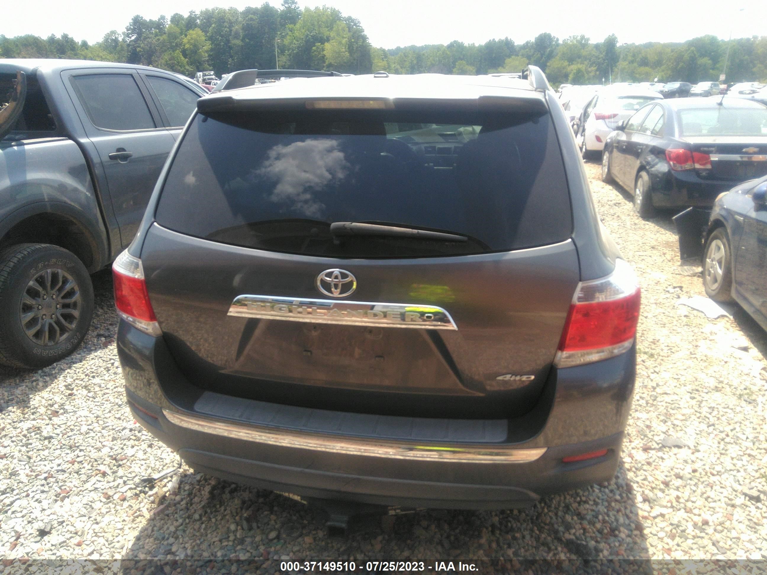 Photo 15 VIN: 5TDBK3EH2BS092862 - TOYOTA HIGHLANDER 