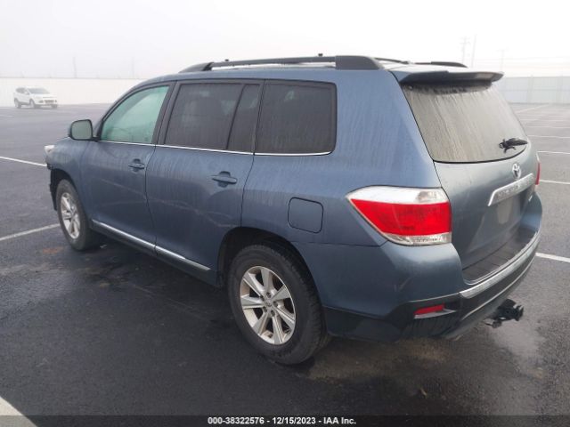 Photo 2 VIN: 5TDBK3EH2CS095309 - TOYOTA HIGHLANDER 