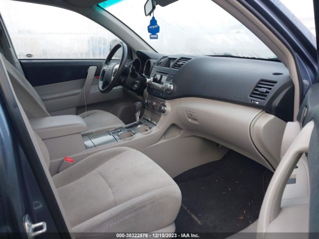 Photo 4 VIN: 5TDBK3EH2CS095309 - TOYOTA HIGHLANDER 