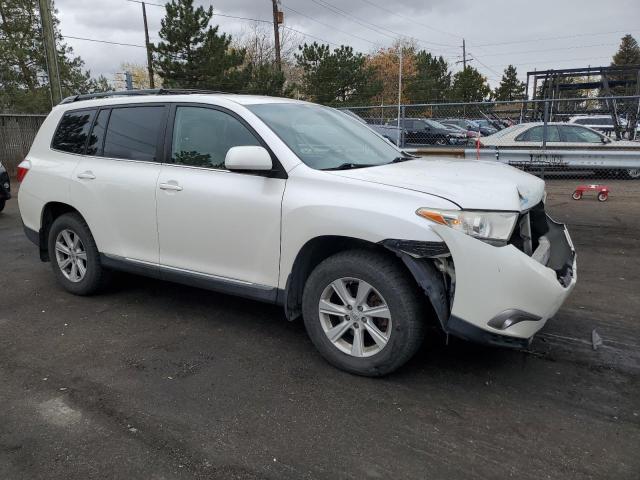 Photo 3 VIN: 5TDBK3EH2CS164967 - TOYOTA HIGHLANDER 