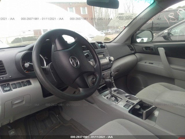 Photo 4 VIN: 5TDBK3EH3AS005677 - TOYOTA HIGHLANDER 