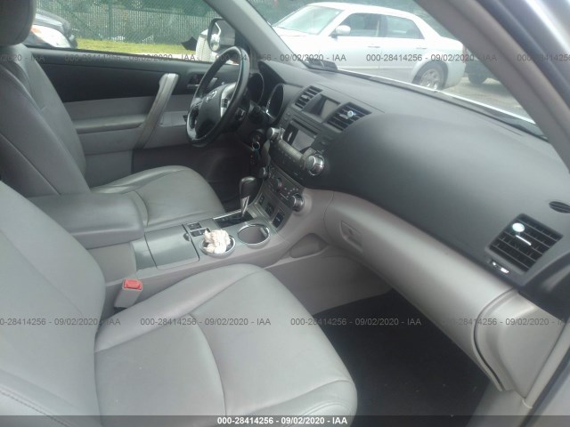 Photo 4 VIN: 5TDBK3EH3CS123098 - TOYOTA HIGHLANDER 