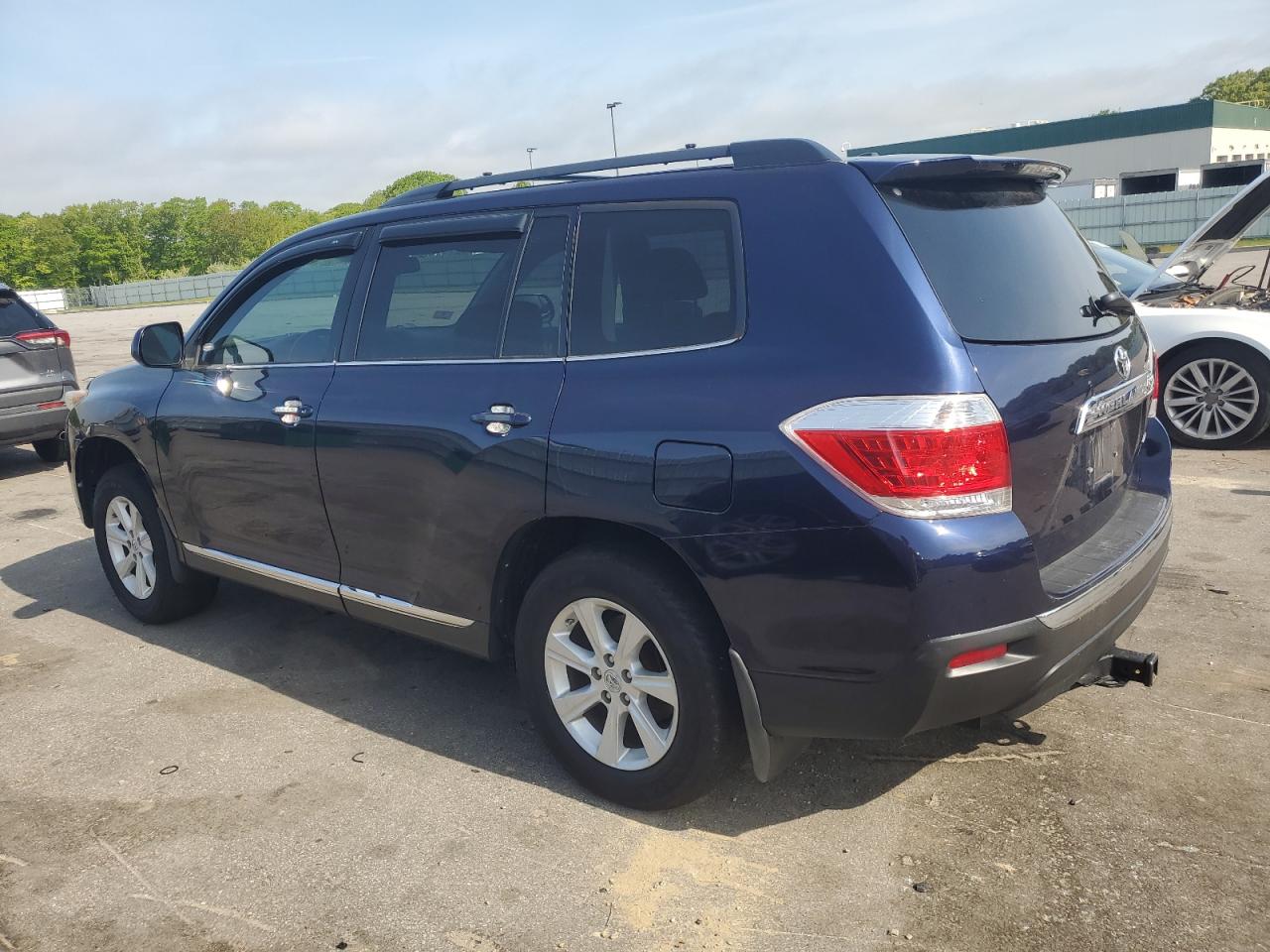 Photo 1 VIN: 5TDBK3EH3CS128009 - TOYOTA HIGHLANDER 