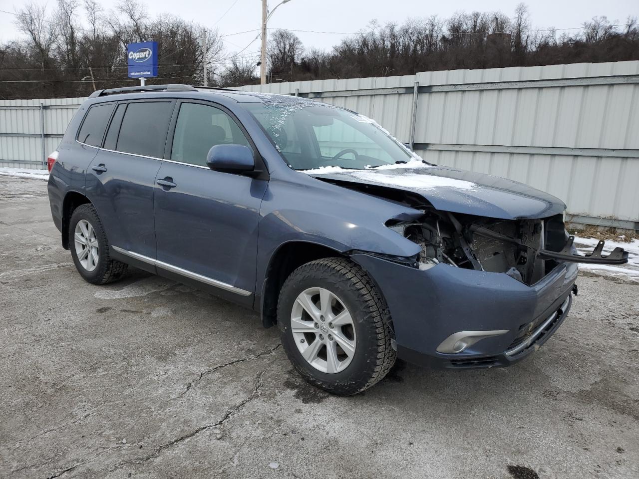 Photo 3 VIN: 5TDBK3EH3CS173208 - TOYOTA HIGHLANDER 