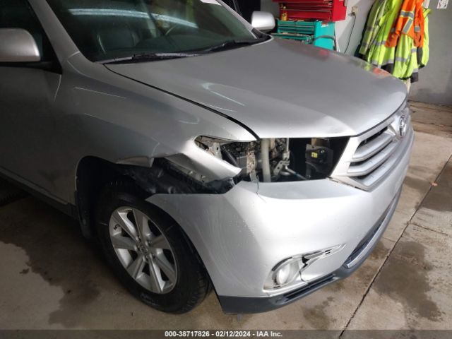 Photo 5 VIN: 5TDBK3EH3DS234087 - TOYOTA HIGHLANDER 