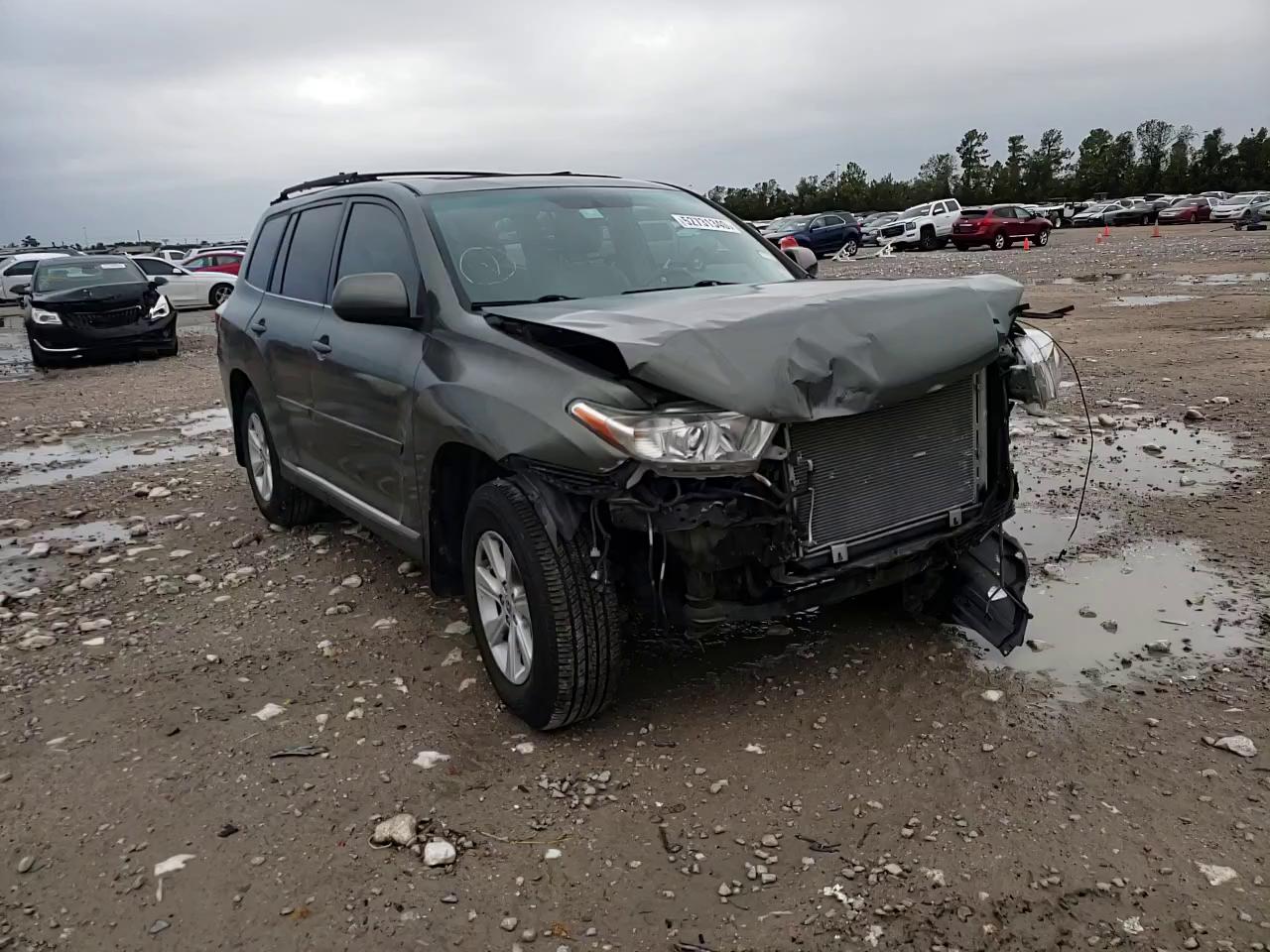 Photo 10 VIN: 5TDBK3EH4BS067669 - TOYOTA HIGHLANDER 