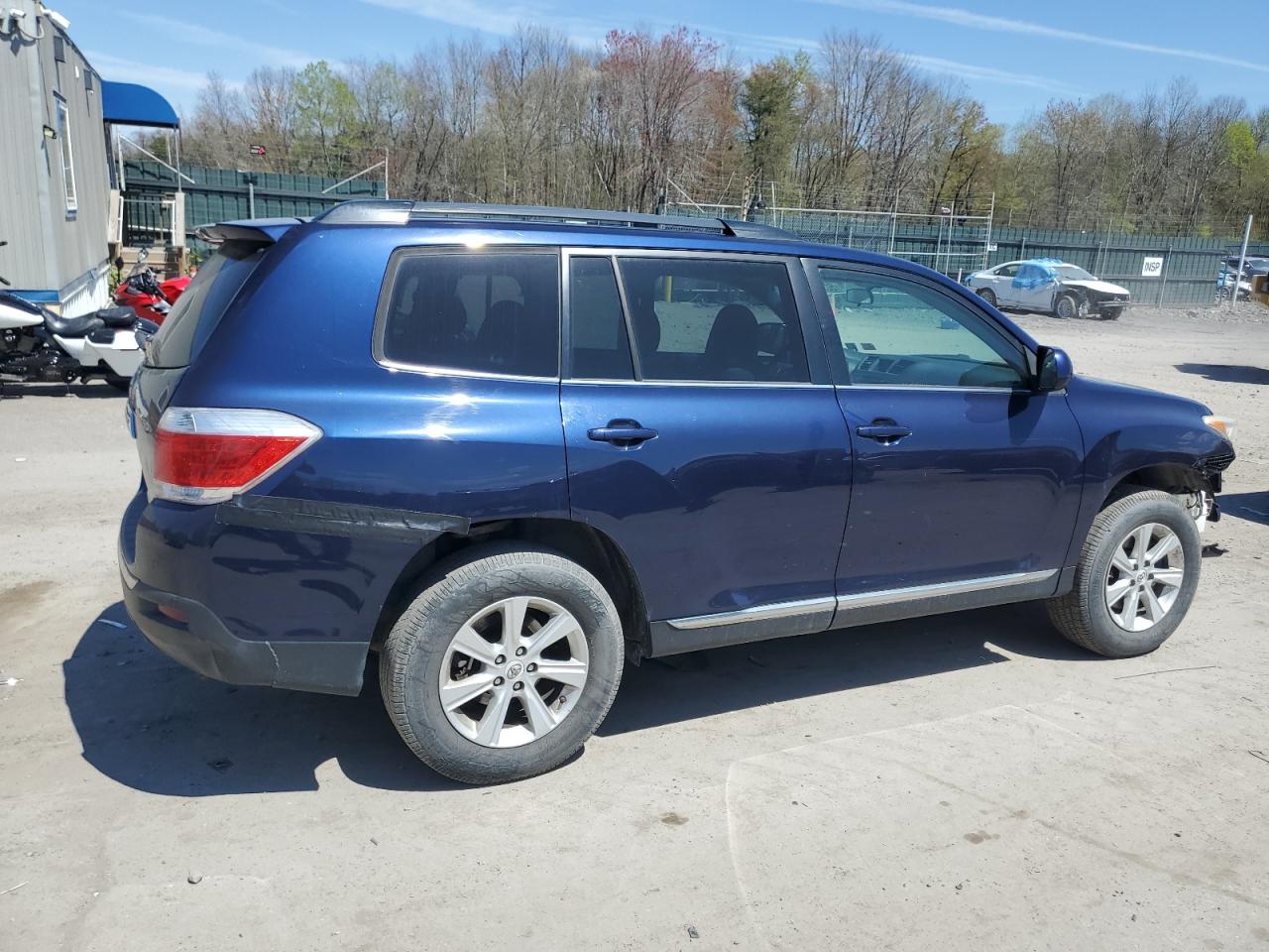 Photo 2 VIN: 5TDBK3EH4CS136281 - TOYOTA HIGHLANDER 