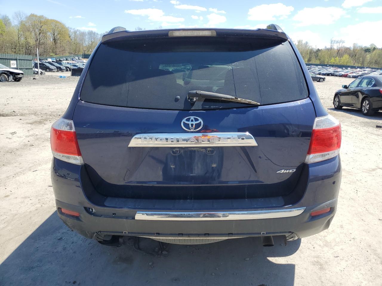 Photo 5 VIN: 5TDBK3EH4CS136281 - TOYOTA HIGHLANDER 