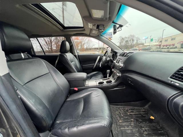 Photo 4 VIN: 5TDBK3EH4CS158345 - TOYOTA HIGHLANDER 