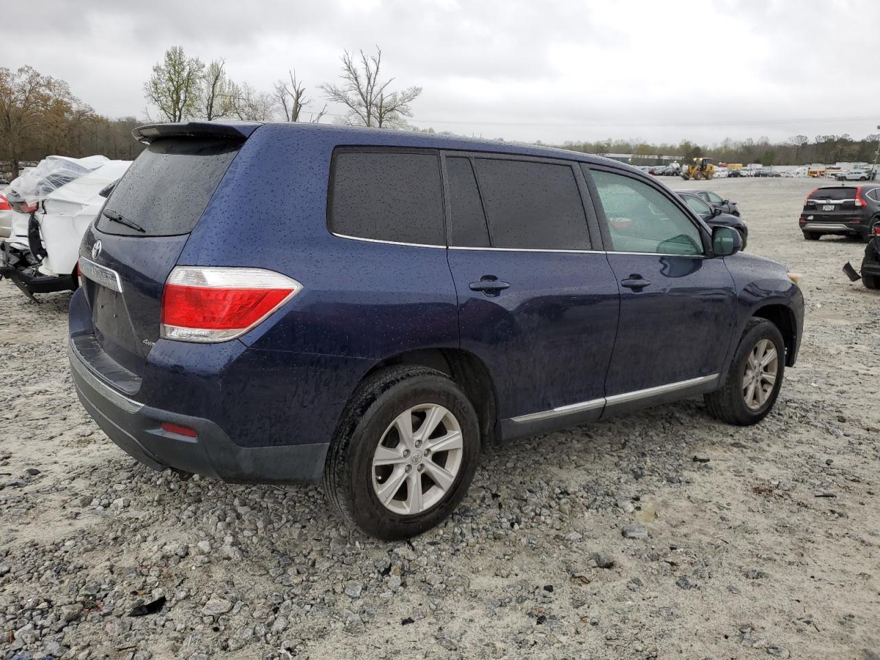 Photo 2 VIN: 5TDBK3EH4DS206931 - TOYOTA HIGHLANDER 