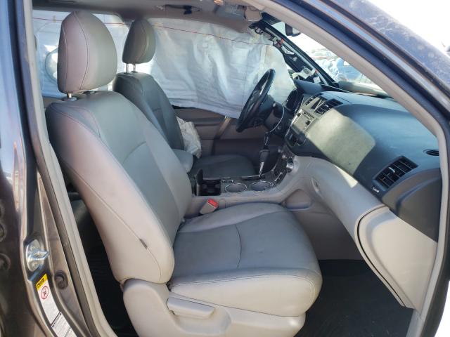 Photo 4 VIN: 5TDBK3EH4DS262559 - TOYOTA HIGHLANDER 