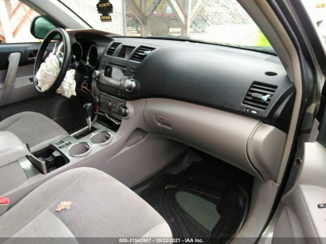 Photo 4 VIN: 5TDBK3EH5BS069382 - TOYOTA HIGHLANDER 