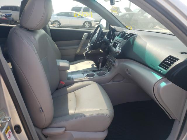 Photo 4 VIN: 5TDBK3EH5BS071553 - TOYOTA HIGHLANDER 