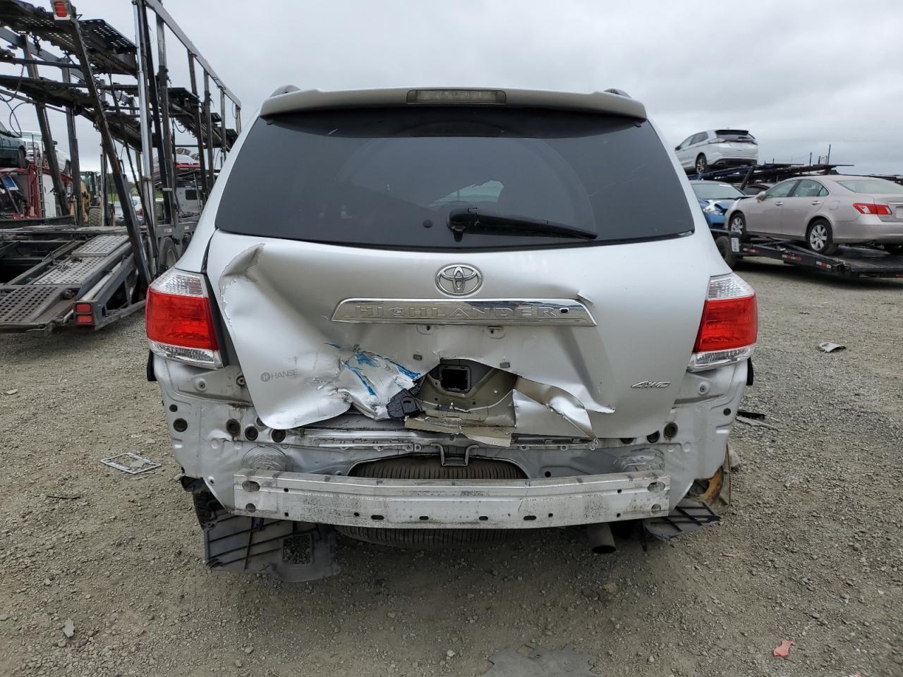 Photo 5 VIN: 5TDBK3EH5CS125127 - TOYOTA HIGHLANDER 