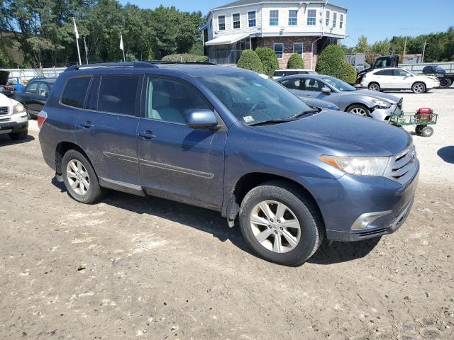 Photo 3 VIN: 5TDBK3EH5CS137374 - TOYOTA HIGHLANDER 