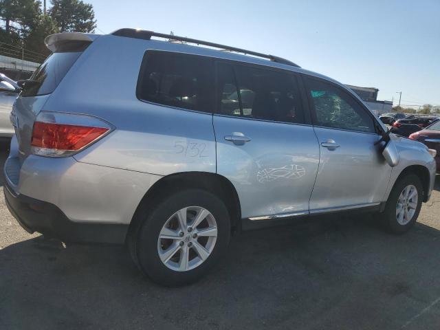 Photo 2 VIN: 5TDBK3EH5CS140937 - TOYOTA HIGHLANDER 