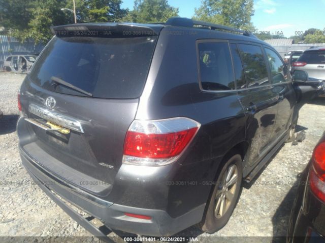 Photo 3 VIN: 5TDBK3EH5CS143207 - TOYOTA HIGHLANDER 