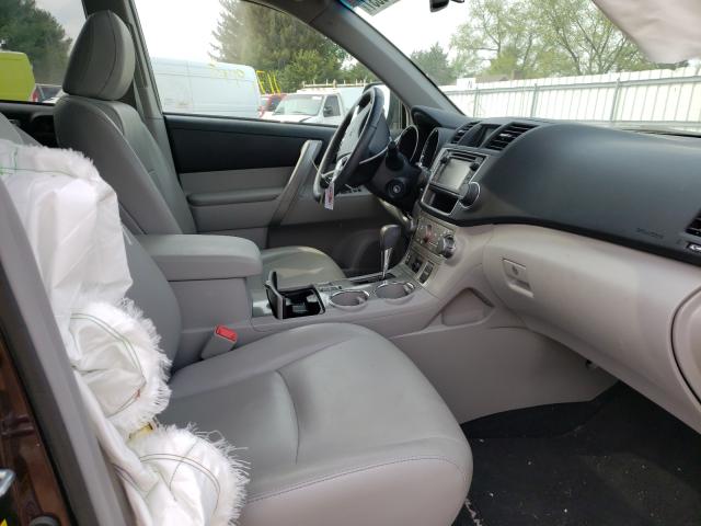 Photo 4 VIN: 5TDBK3EH5DS189170 - TOYOTA HIGHLANDER 