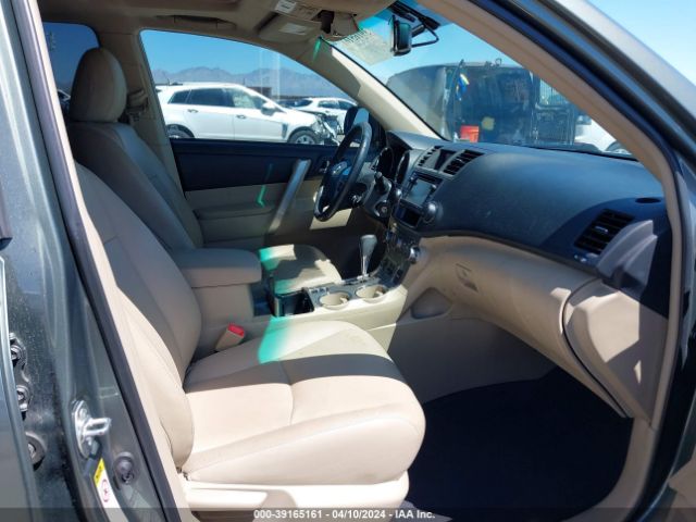 Photo 4 VIN: 5TDBK3EH5DS246421 - TOYOTA HIGHLANDER 