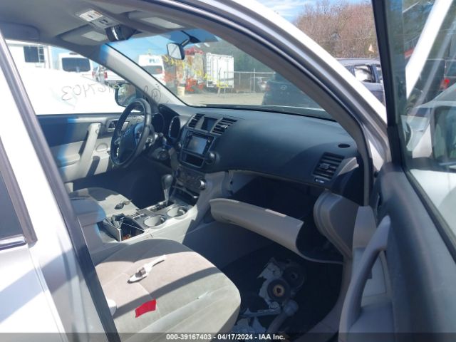 Photo 4 VIN: 5TDBK3EH5DS256012 - TOYOTA HIGHLANDER 