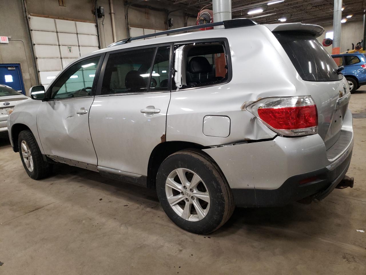 Photo 1 VIN: 5TDBK3EH6BS056110 - TOYOTA HIGHLANDER 