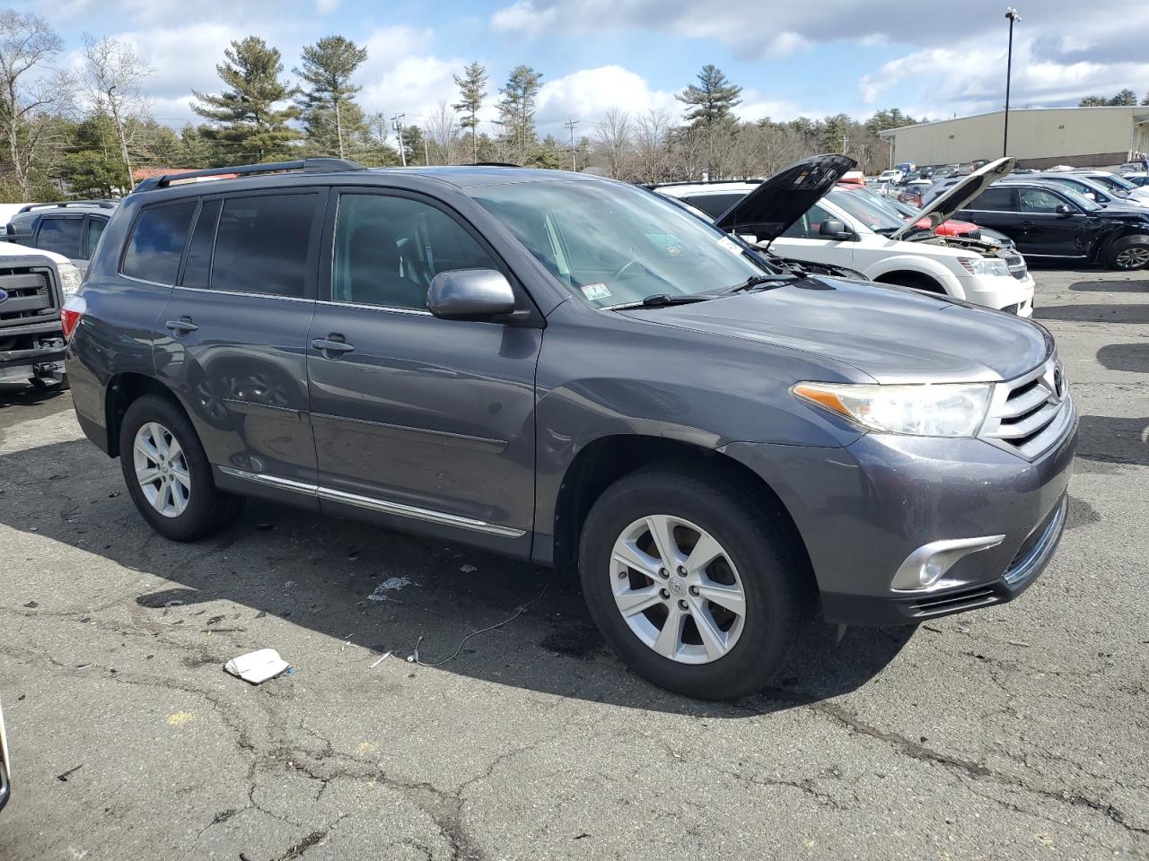 Photo 3 VIN: 5TDBK3EH6BS065034 - TOYOTA HIGHLANDER 